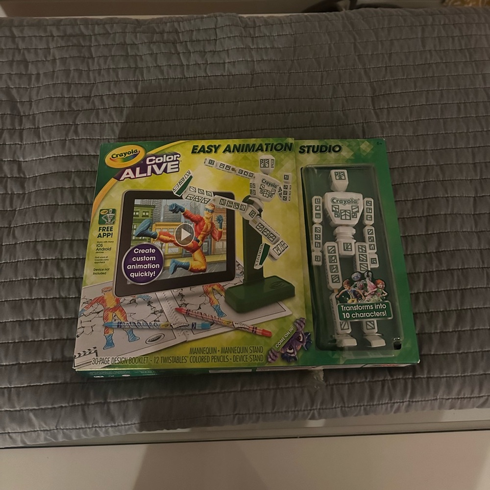 Crayola Color Alive Animation Studio with Green Mannequin